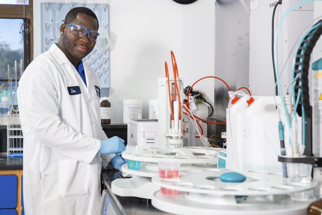 Technician in lab at Tampa Bay Water